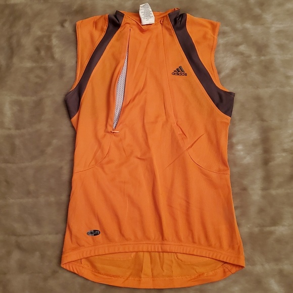 $6 With $15+ Bundle Adidas cycling jersey pockets, zipped vents - Picture 1 of 7